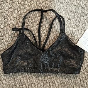 BNWT Beyond Yoga Shine On Black Bra Small